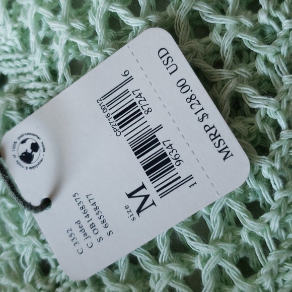 Free people sage green knit poncho shrug medium NWT - Picture 2 of 4